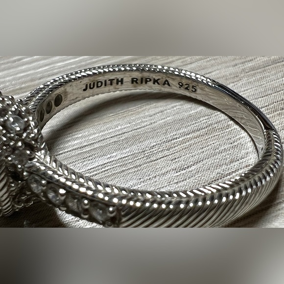 Designer Signed Judith Ripka Sterling Silver Oval Cubic Zirconia Halo Ring - Picture 9 of 15